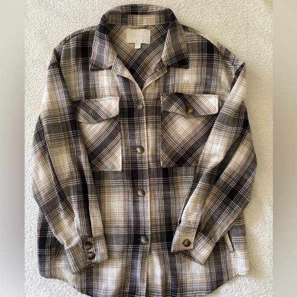 Ashley By 26 Plaid Button-Up Shirt - Picture 8 of 10